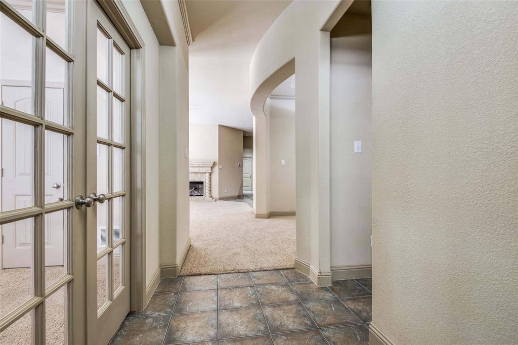 6781 Camino Rio, Irving, TX 75039