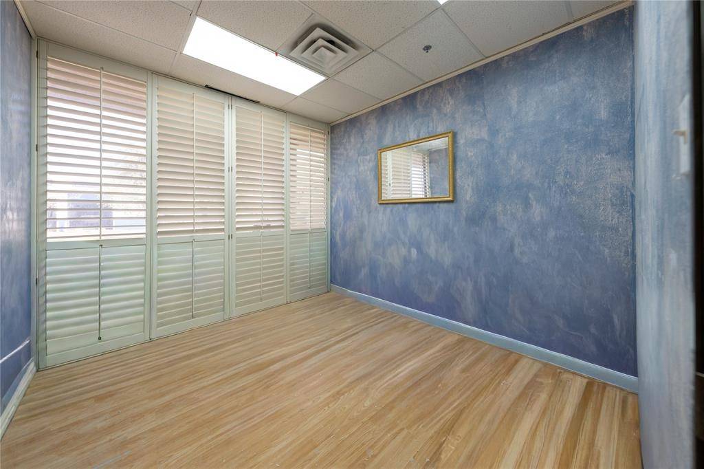 2700 K Avenue, Plano, TX 75074