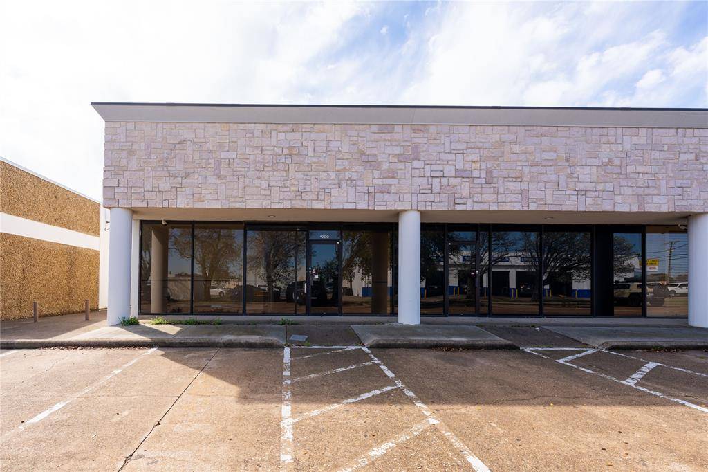 2700 K Avenue, Plano, TX 75074