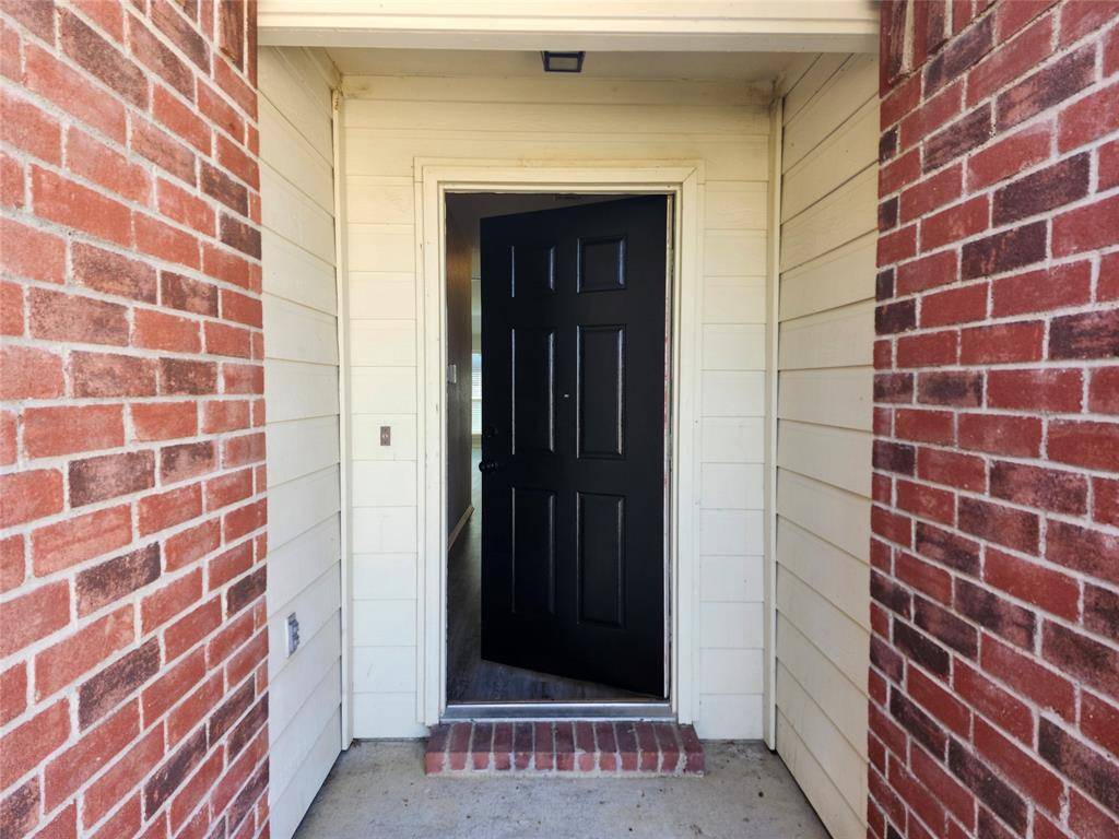 4710 Ashbury Lane, Mansfield, TX 76063