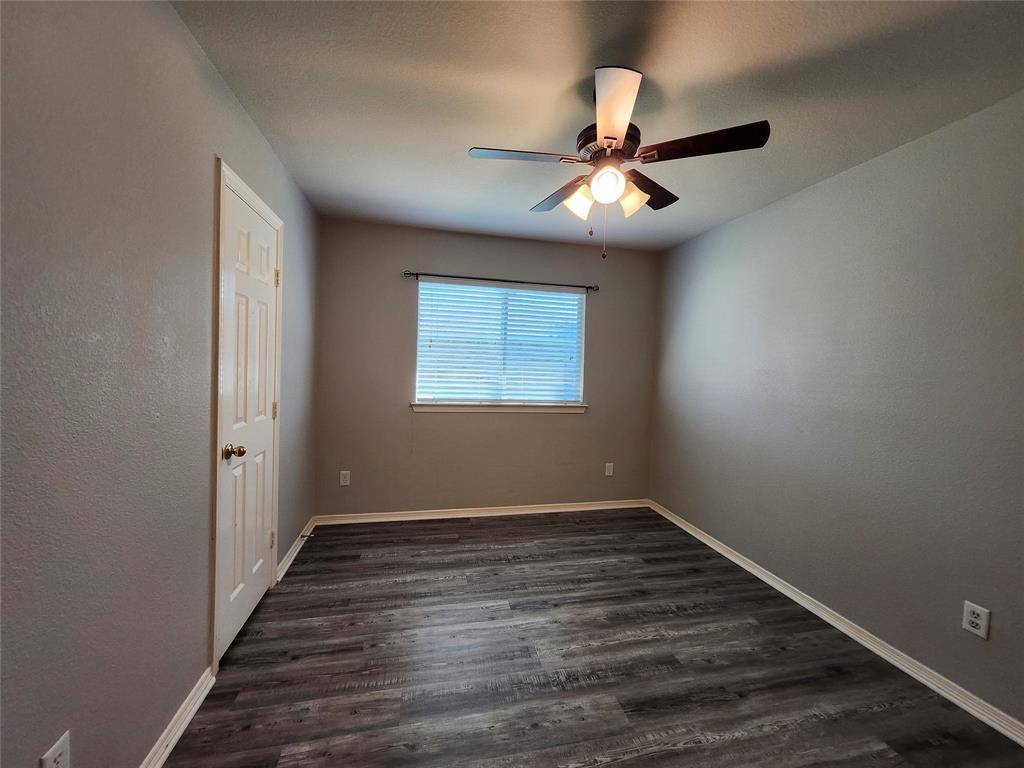 4710 Ashbury Lane, Mansfield, TX 76063