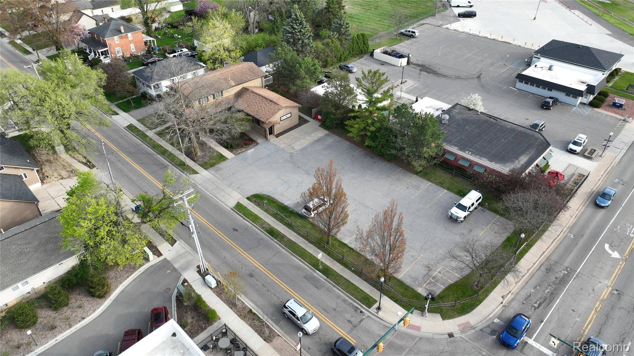 11522 Davis ST, Grand Blanc, MI 48439