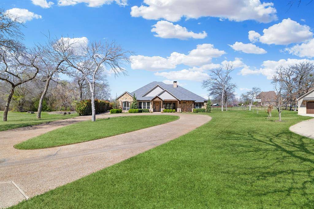 8640 Normandy Way, Argyle, TX 76226