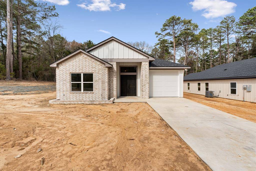 335 Perdanales Drive, Bullard, TX 75757