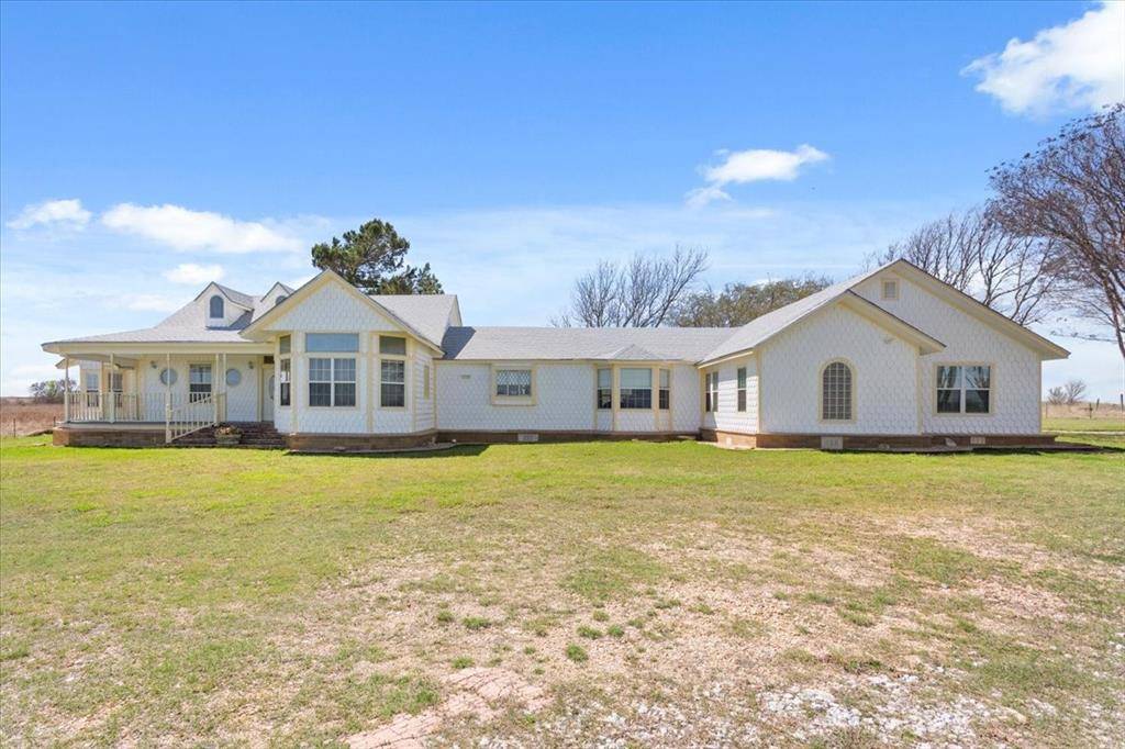 596 County Road 3425, Clifton, TX 76634