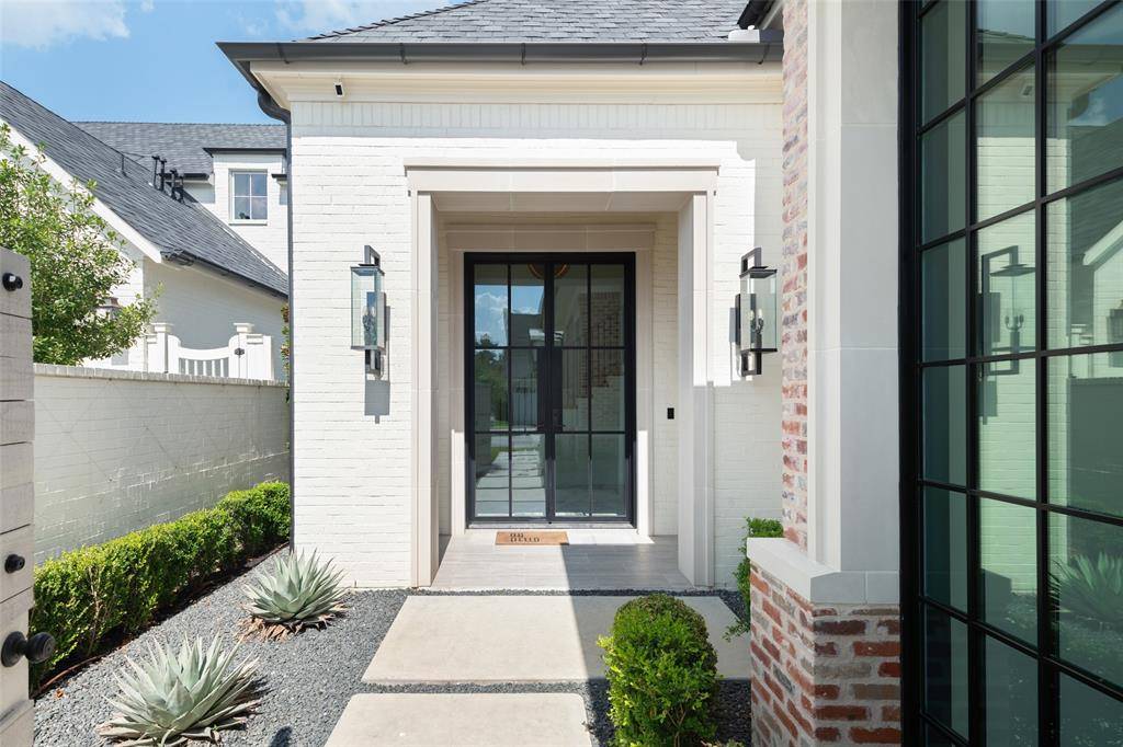 9134 Bluff Hollow Court, Dallas, TX 75220