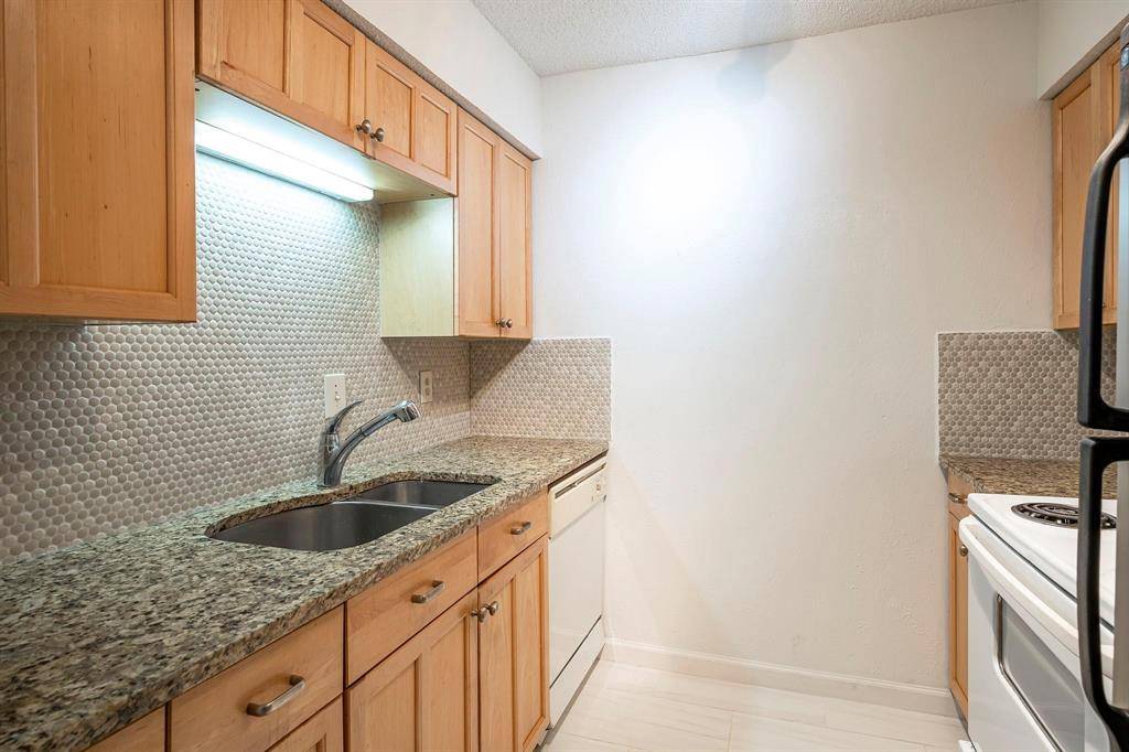 5812 Milton Street #105, Dallas, TX 75206