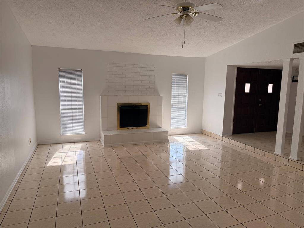 2150 Courtland Circle, Carrollton, TX 75007