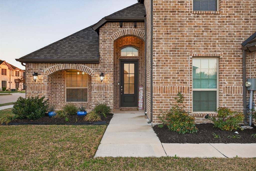 545 Clifton Court, Midlothian, TX 76065