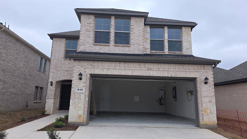 916 LOST MINE Trail, Little Elm, TX 75068