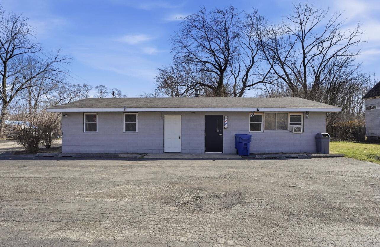 107 S Crystal AVE, Benton Twp, MI 49022