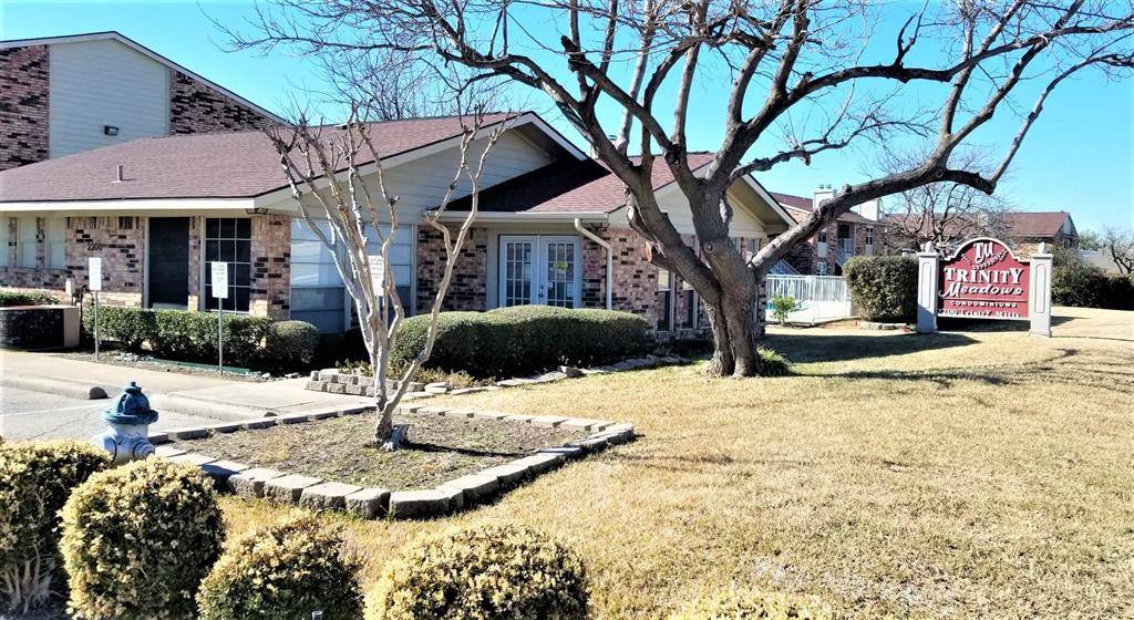 2200 E Trinity Mills Road #403, Carrollton, TX 75006