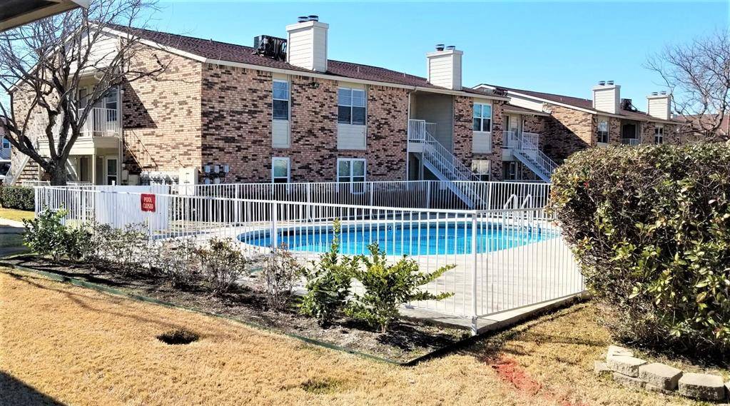 2200 E Trinity Mills Road #403, Carrollton, TX 75006