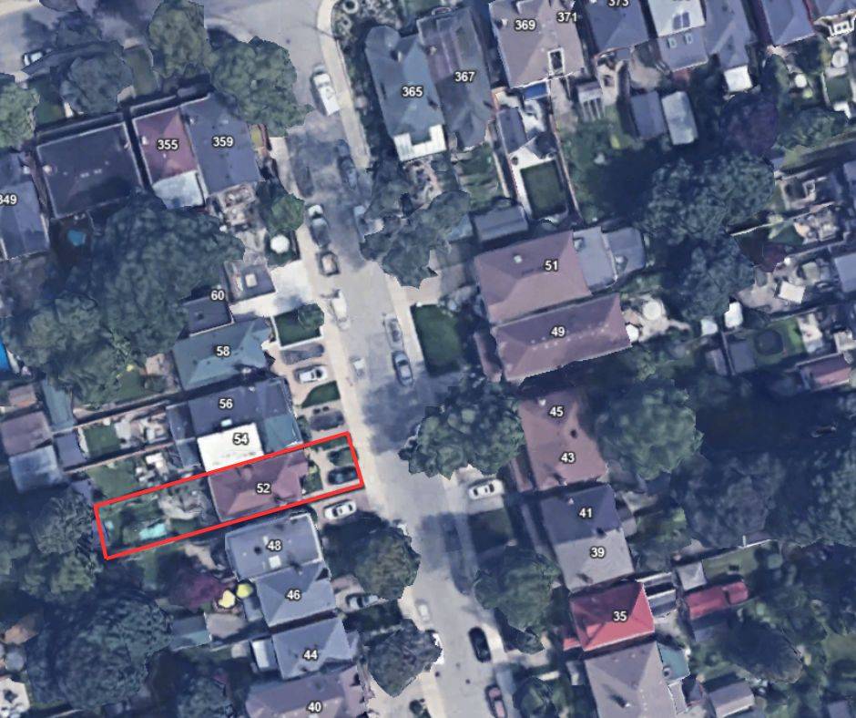52 Belcourt RD, Toronto C10, ON M4S 2T9