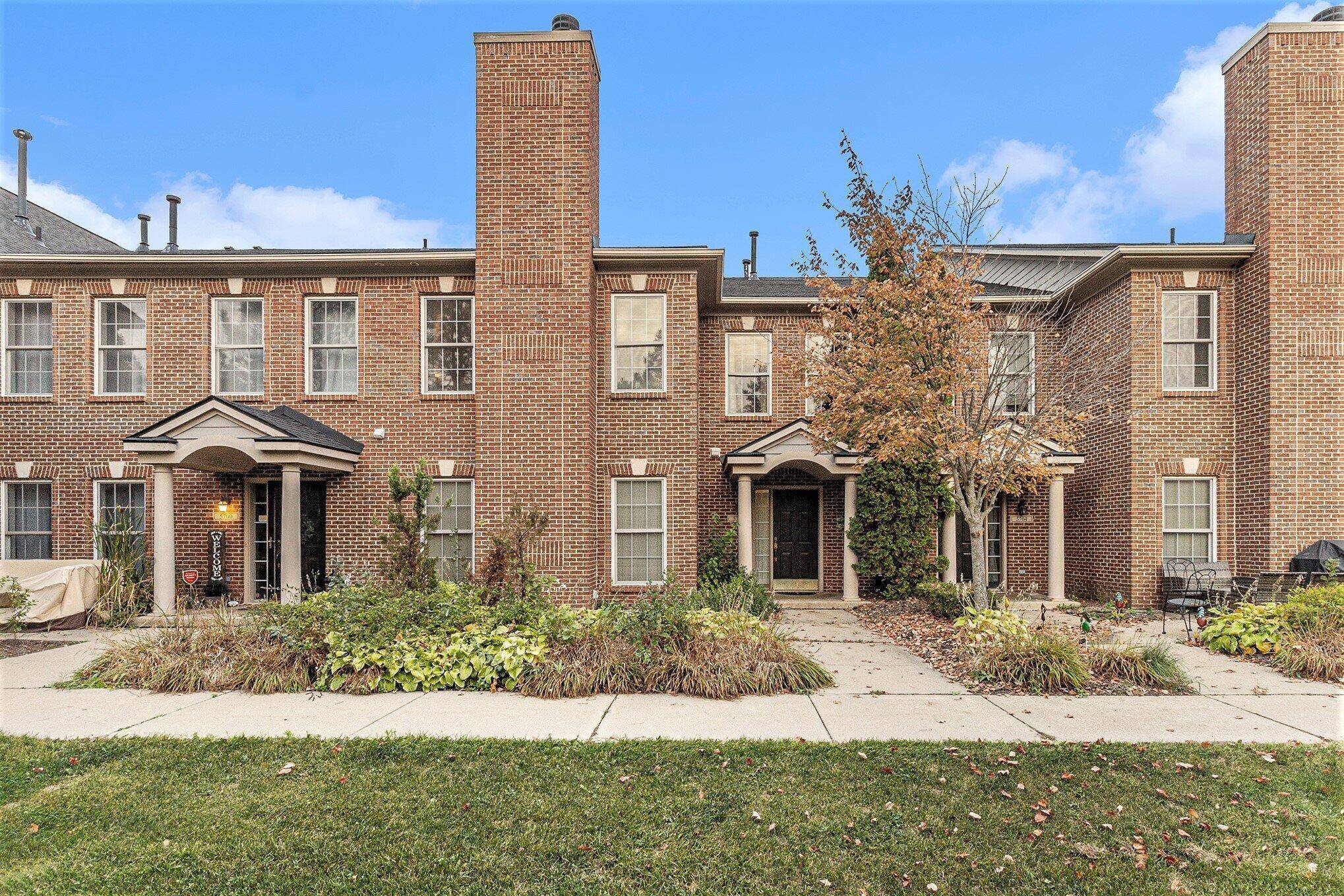 5702 Hampshire LN, Pittsfield Charter Twp, MI 48197