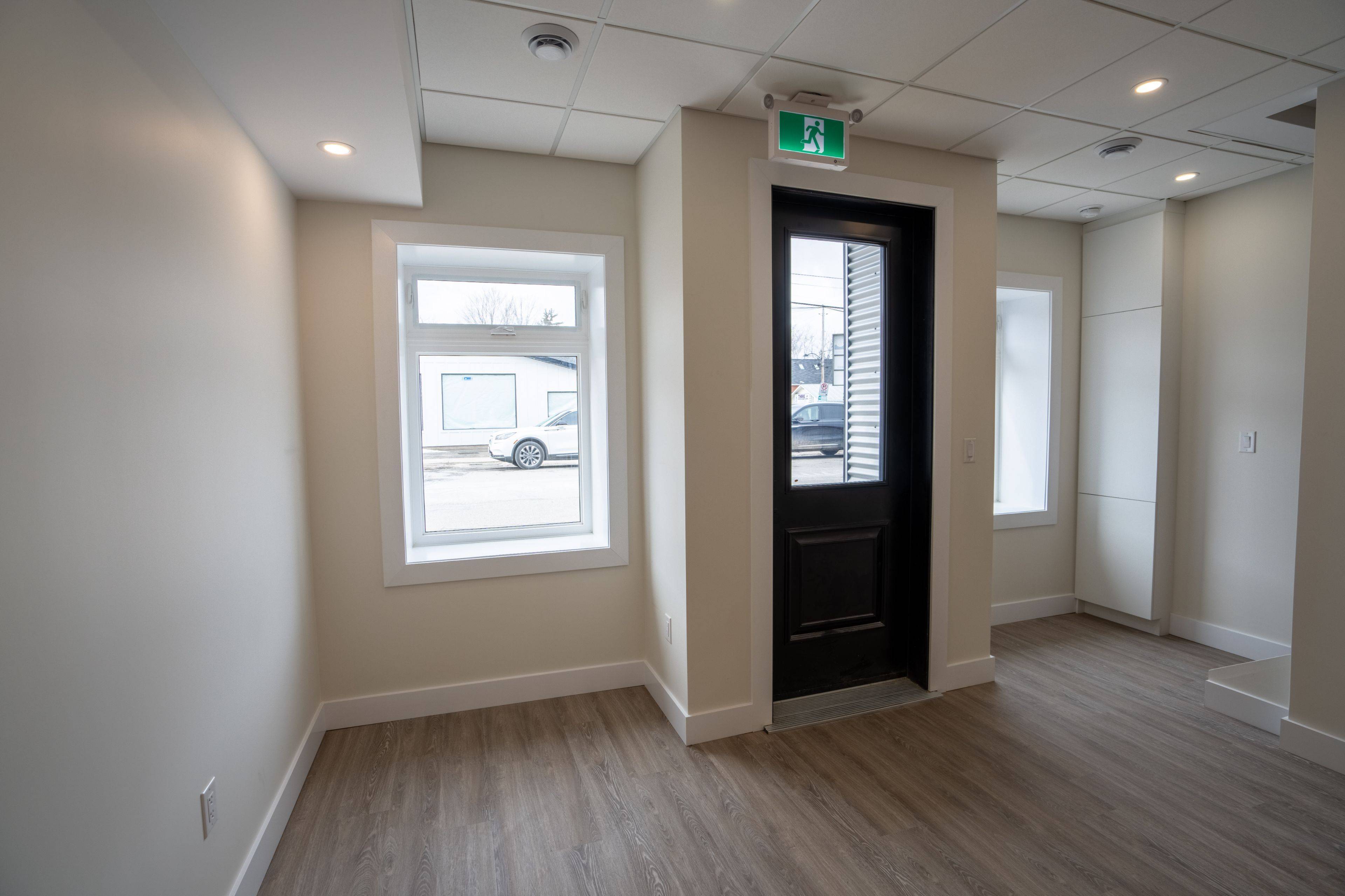 5 Church ST E, Westport, ON K0G 1X0