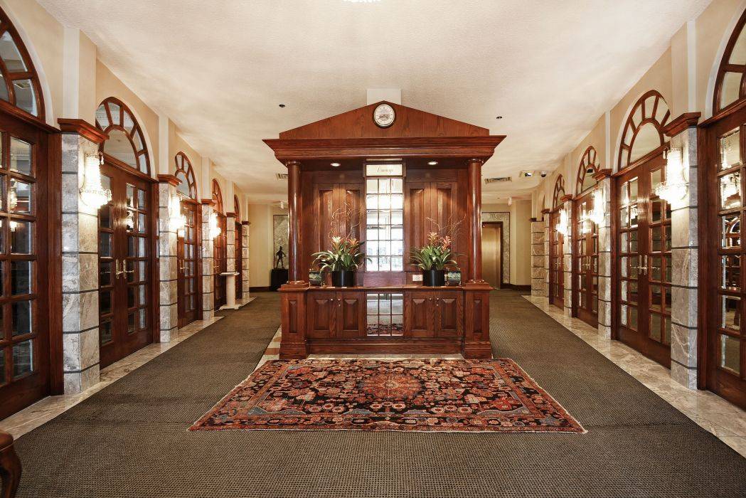 1480 Riverside DR #2702, Alta Vista And Area, ON K1G 5H2