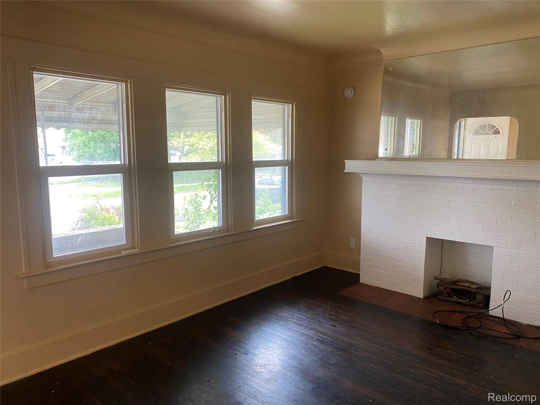 2950 Kendall ST, Detroit, MI 48238