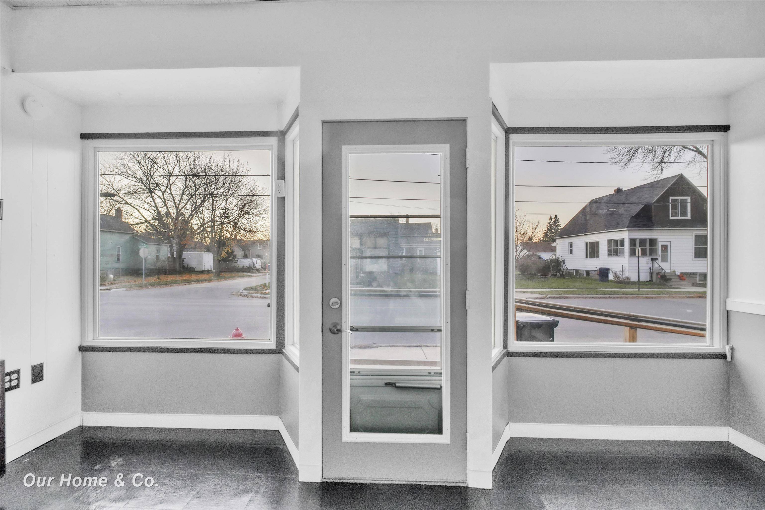 1241 Michigan AVE, Bay City, MI 48708