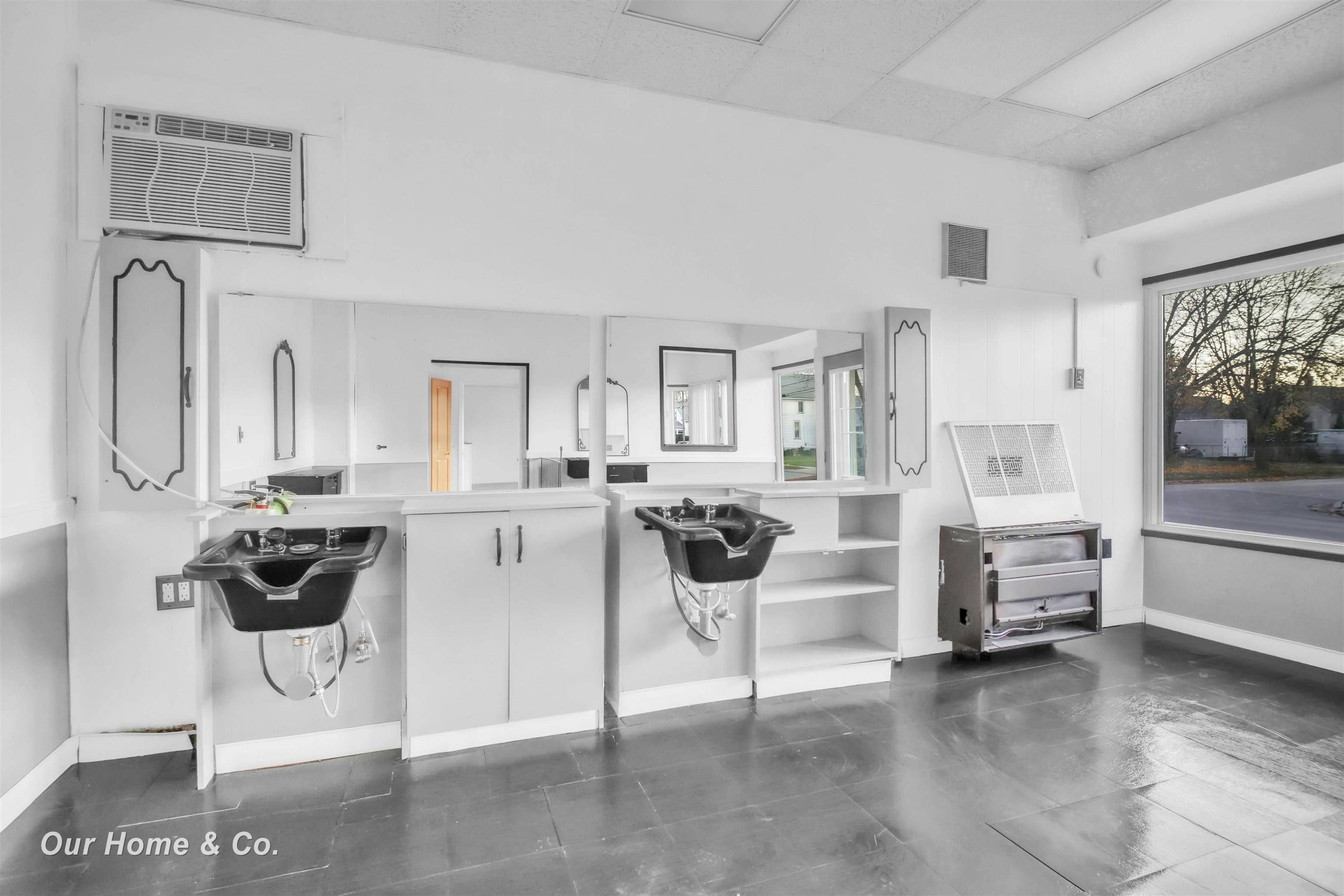 1241 Michigan AVE, Bay City, MI 48708