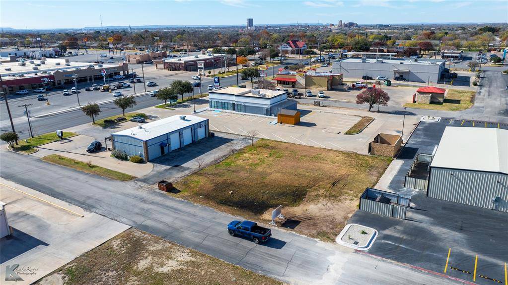 1124 E North 10th Street, Abilene, TX 79601