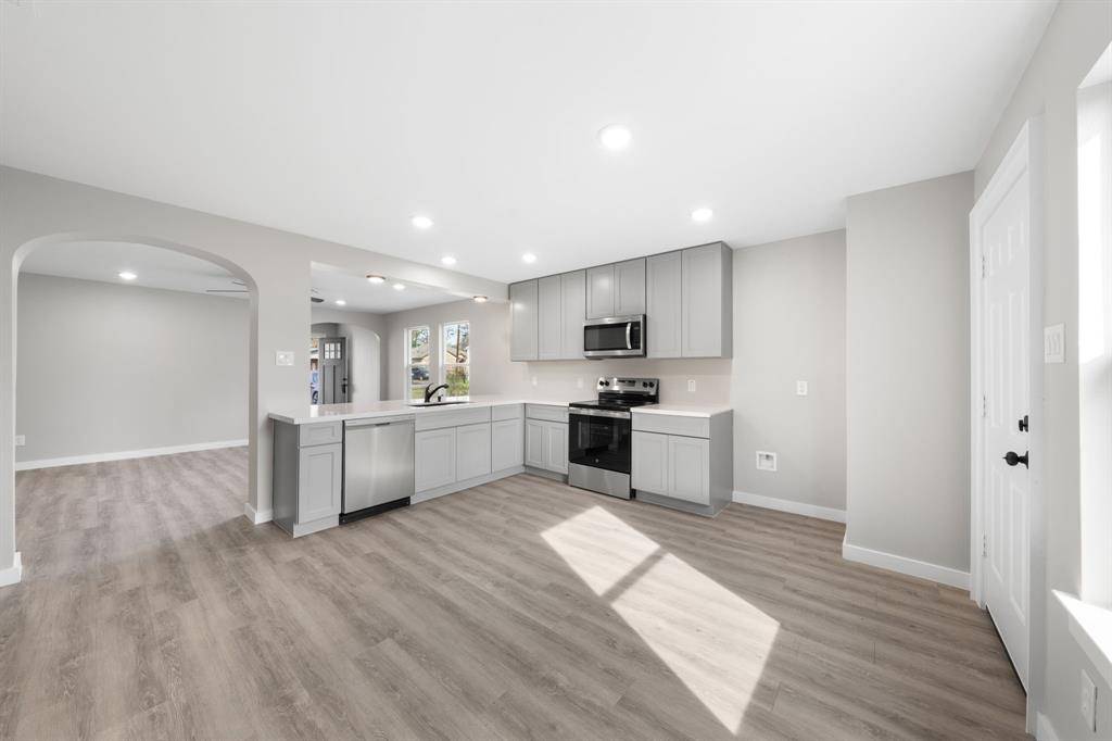 218 Chandler Street, Wilmer, TX 75172