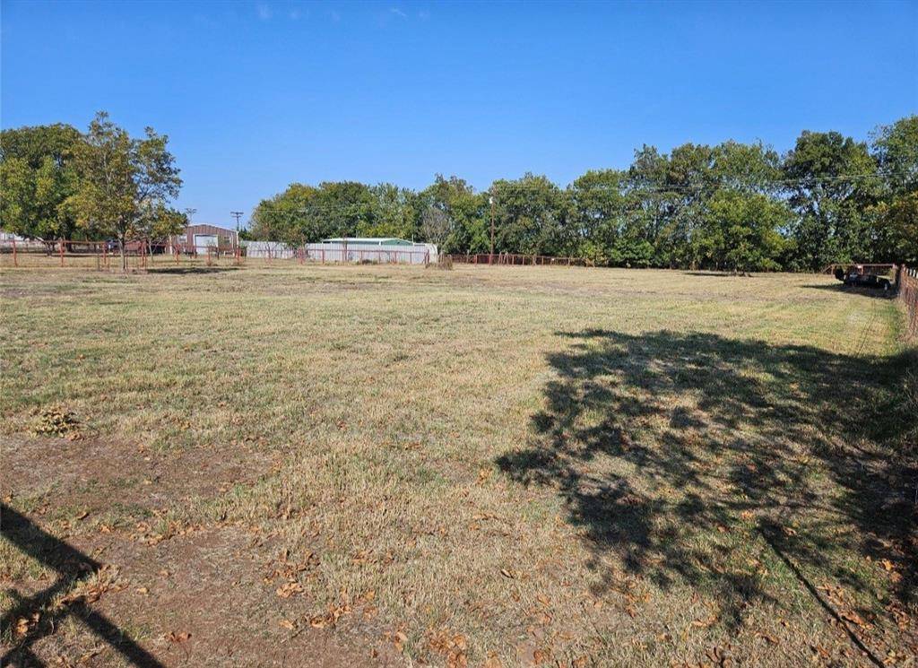 1347 Farm Road 38 S, Brookston, TX 75421