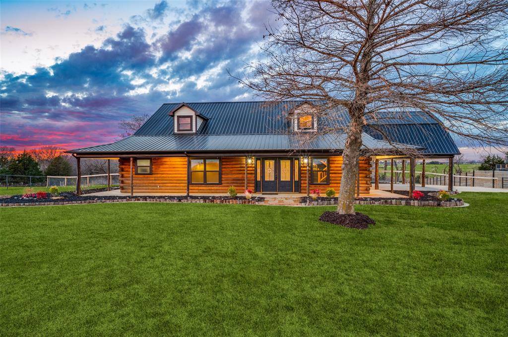 1353 Spring Creek Road, Collinsville, TX 76233