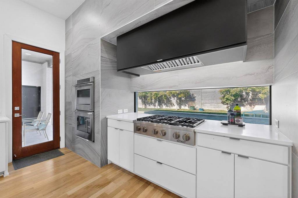 6915 Pasadena Avenue, Dallas, TX 75214