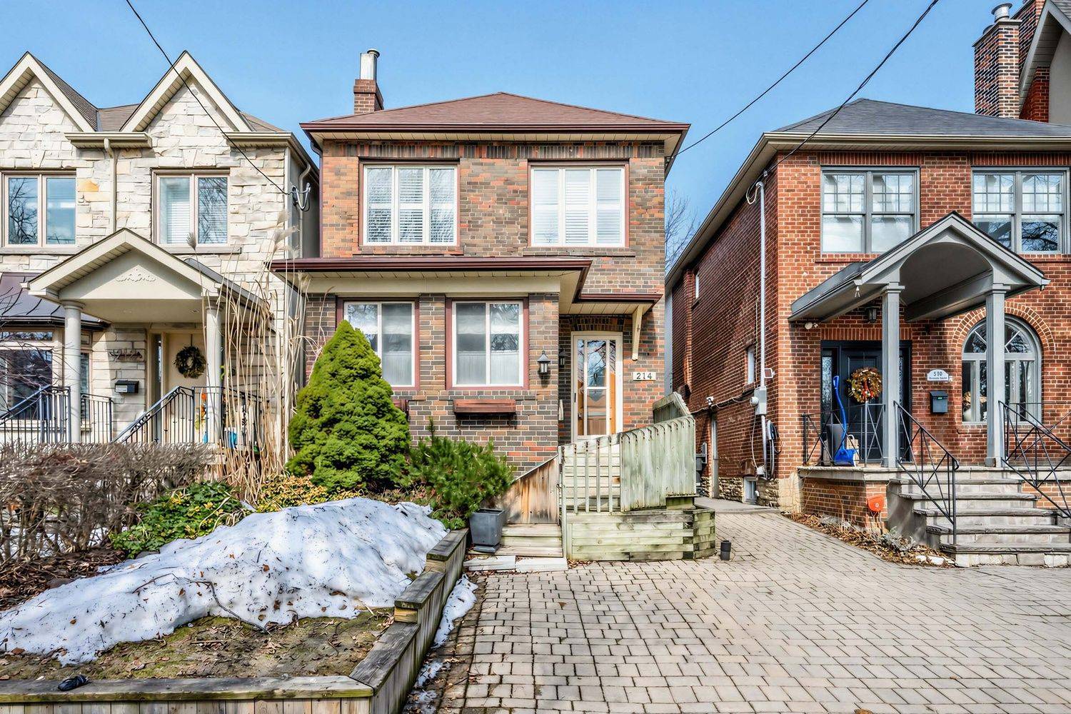 214 Belsize DR, Toronto C10, ON M4S 1M4