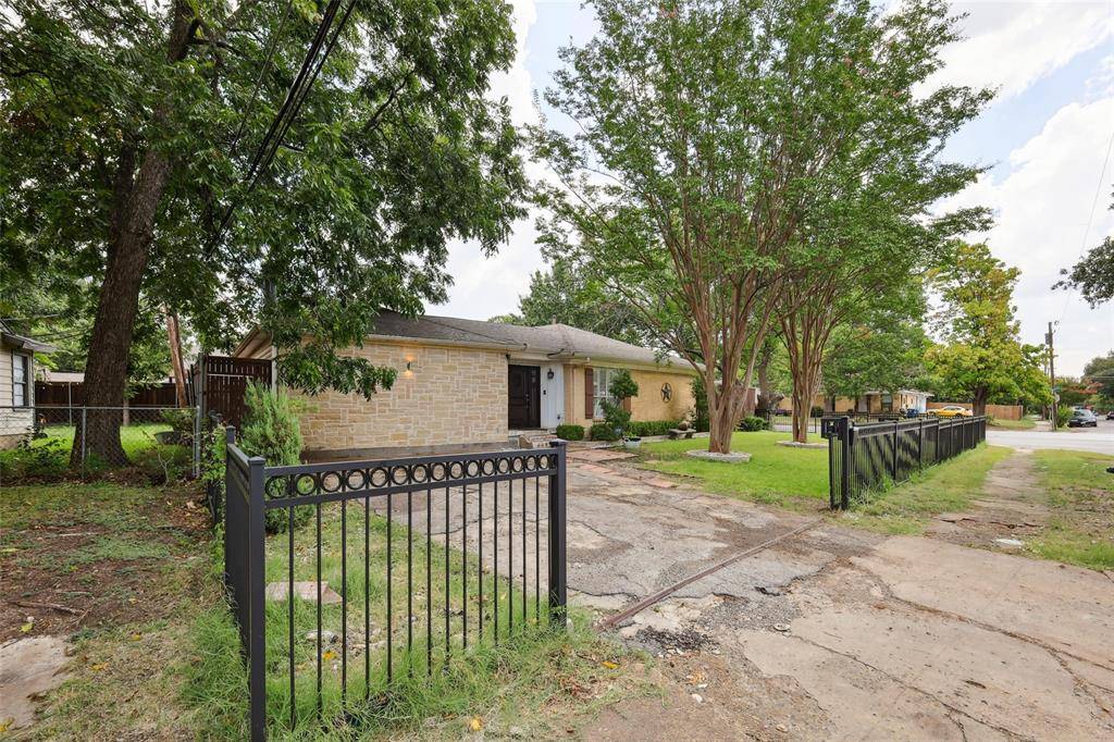 10505 Ferguson Road, Dallas, TX 75228