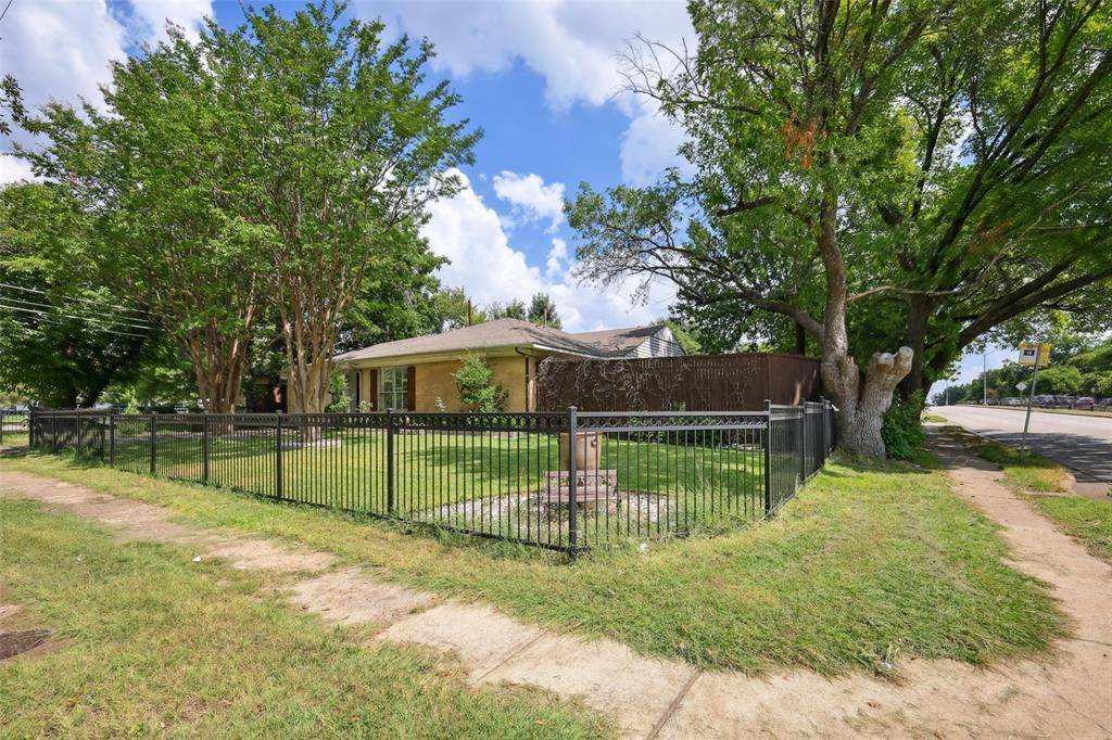 10505 Ferguson Road, Dallas, TX 75228