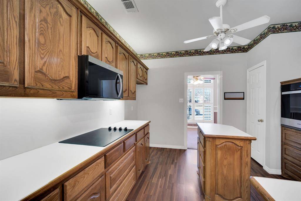 503 Northgate Drive, Waxahachie, TX 75165