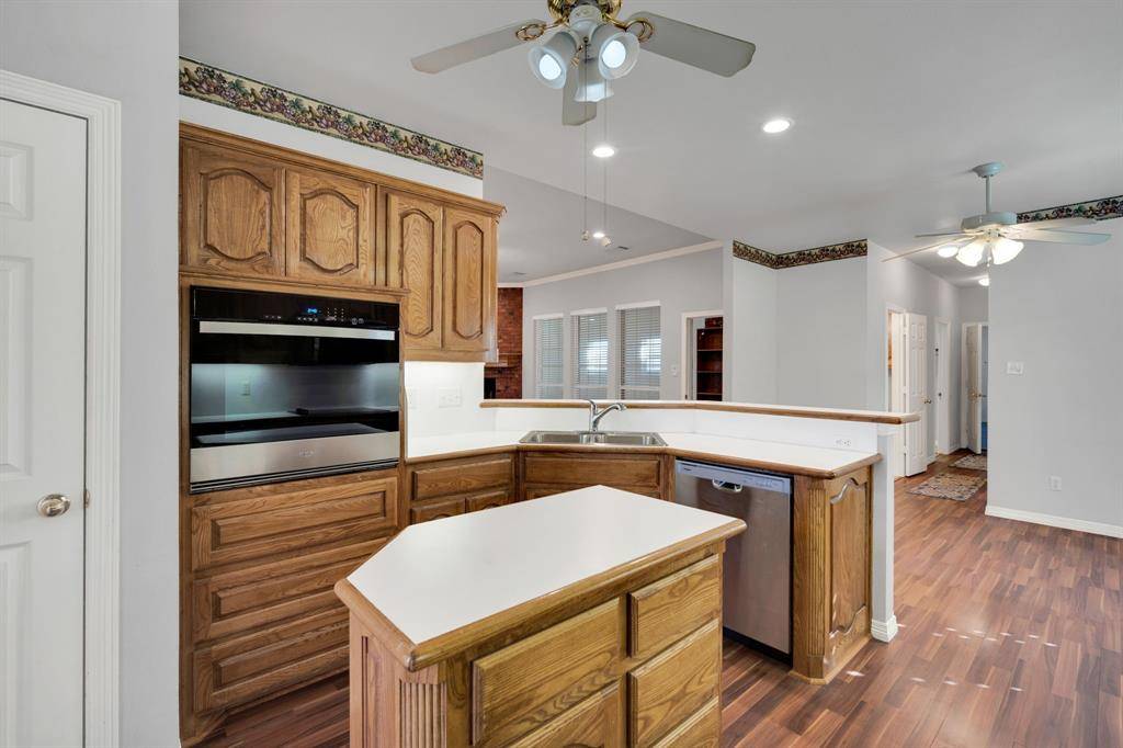 503 Northgate Drive, Waxahachie, TX 75165