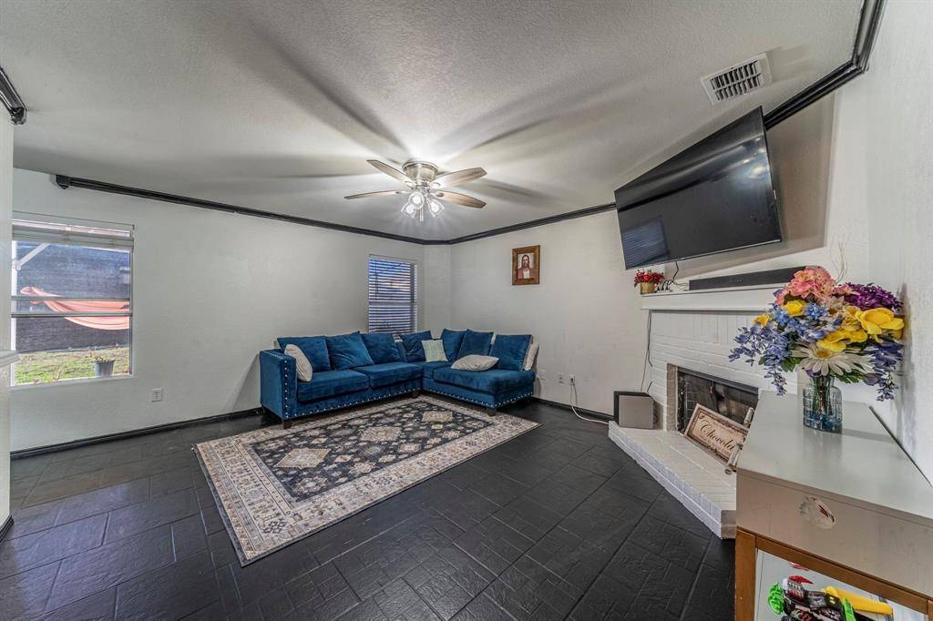 3119 Paolo Drive, Grand Prairie, TX 75052