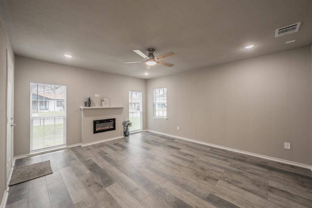 2635 Belknap Avenue, Dallas, TX 75216