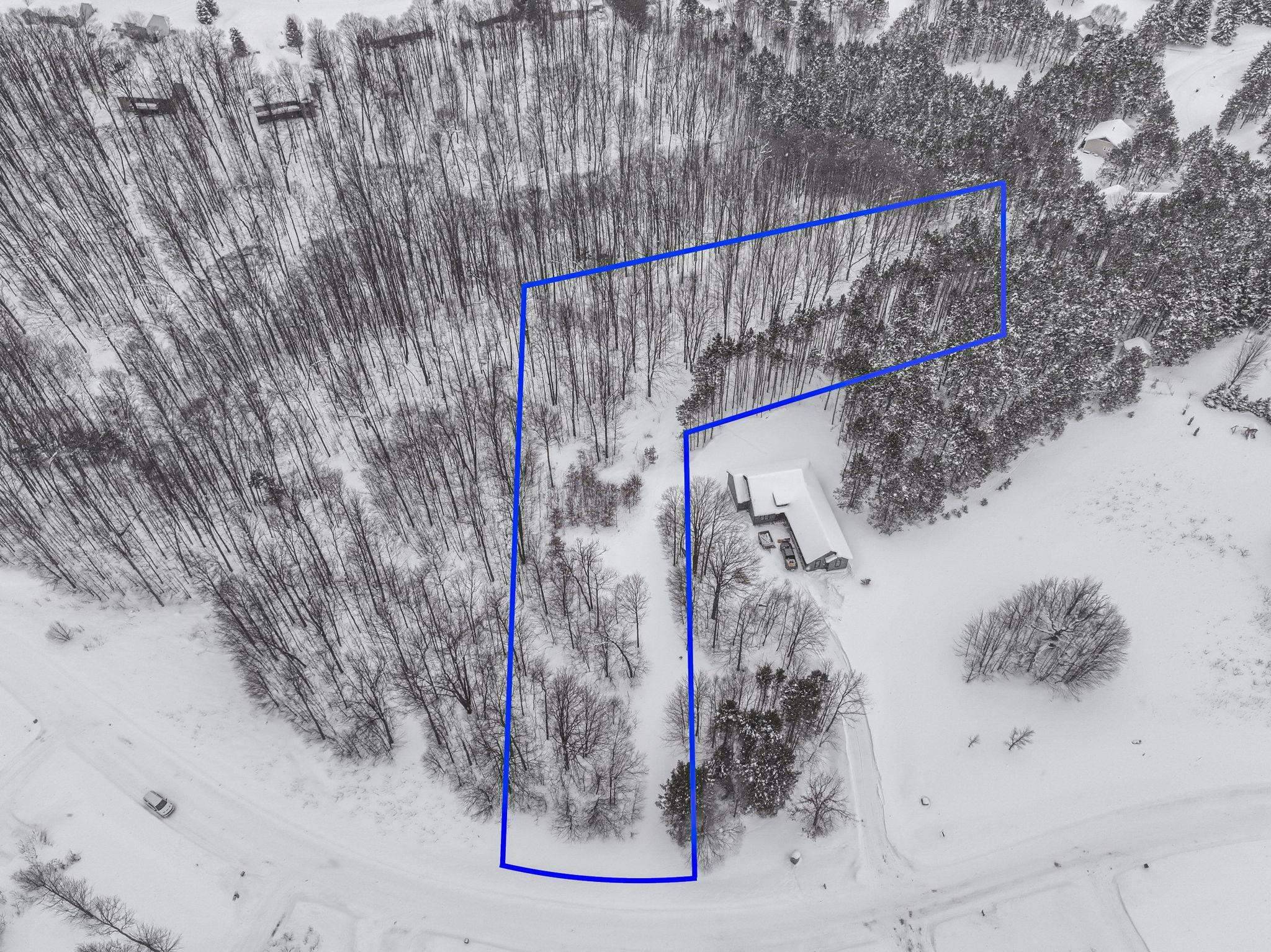 1208 S Ridge CT, Blair Twp, MI 49696