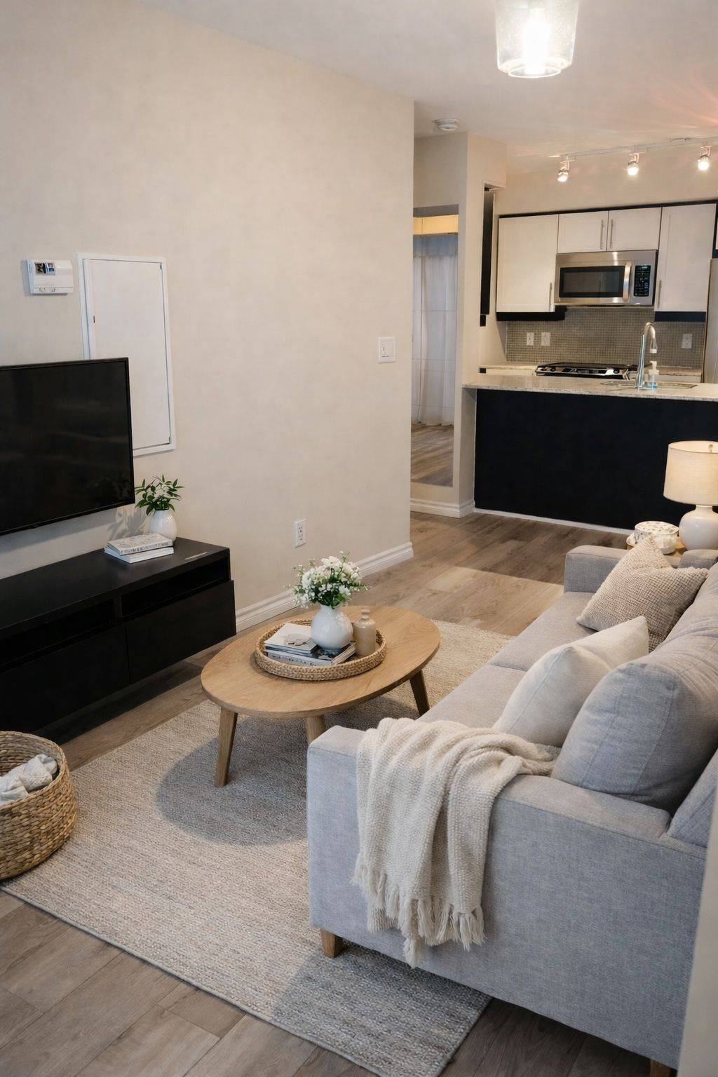 38 Grand Magazine ST #342, Toronto C01, ON M5V 0B1