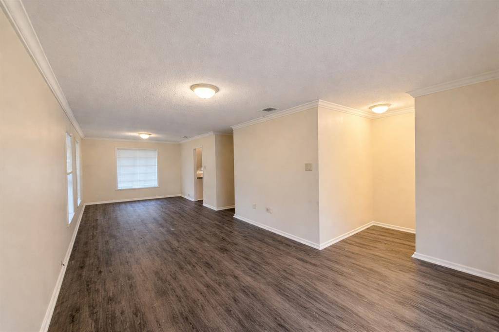 2806 E Atoll Drive, Dallas, TX 75216