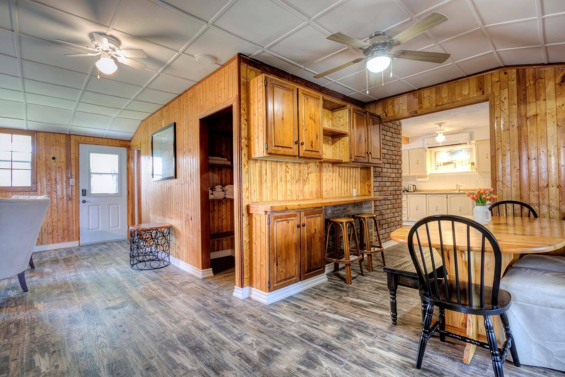 7 Willow AVE, Norfolk, ON N0E 1M0