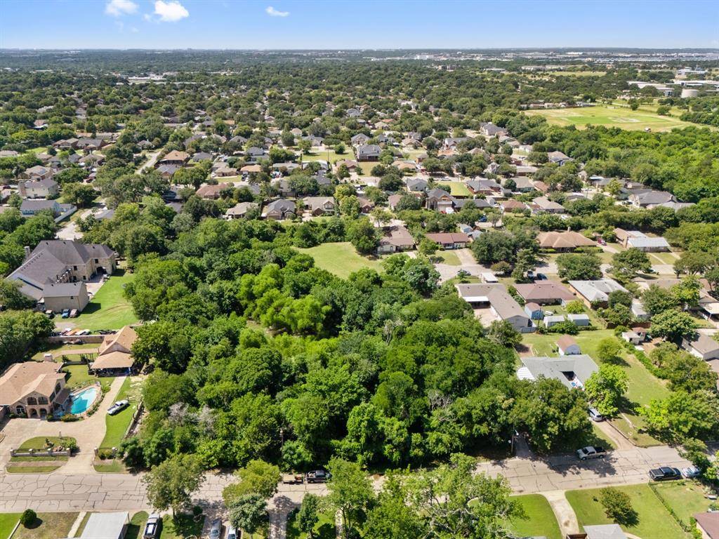 1 Ott Circle, Cockrell Hill, TX 75211