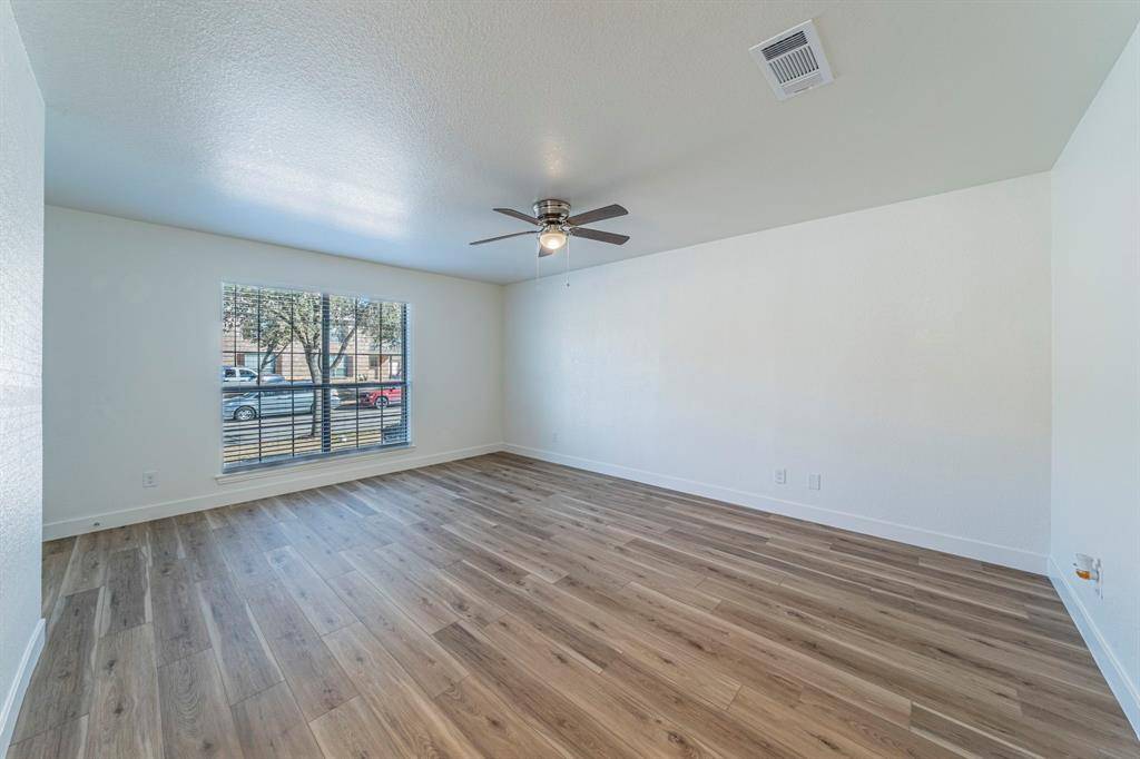 317 Jennifer Court, Weatherford, TX 76086