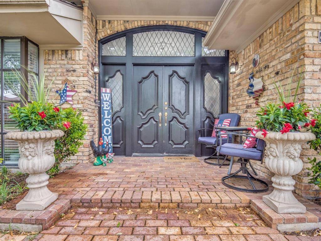 4009 Villa Grove Drive, Dallas, TX 75287