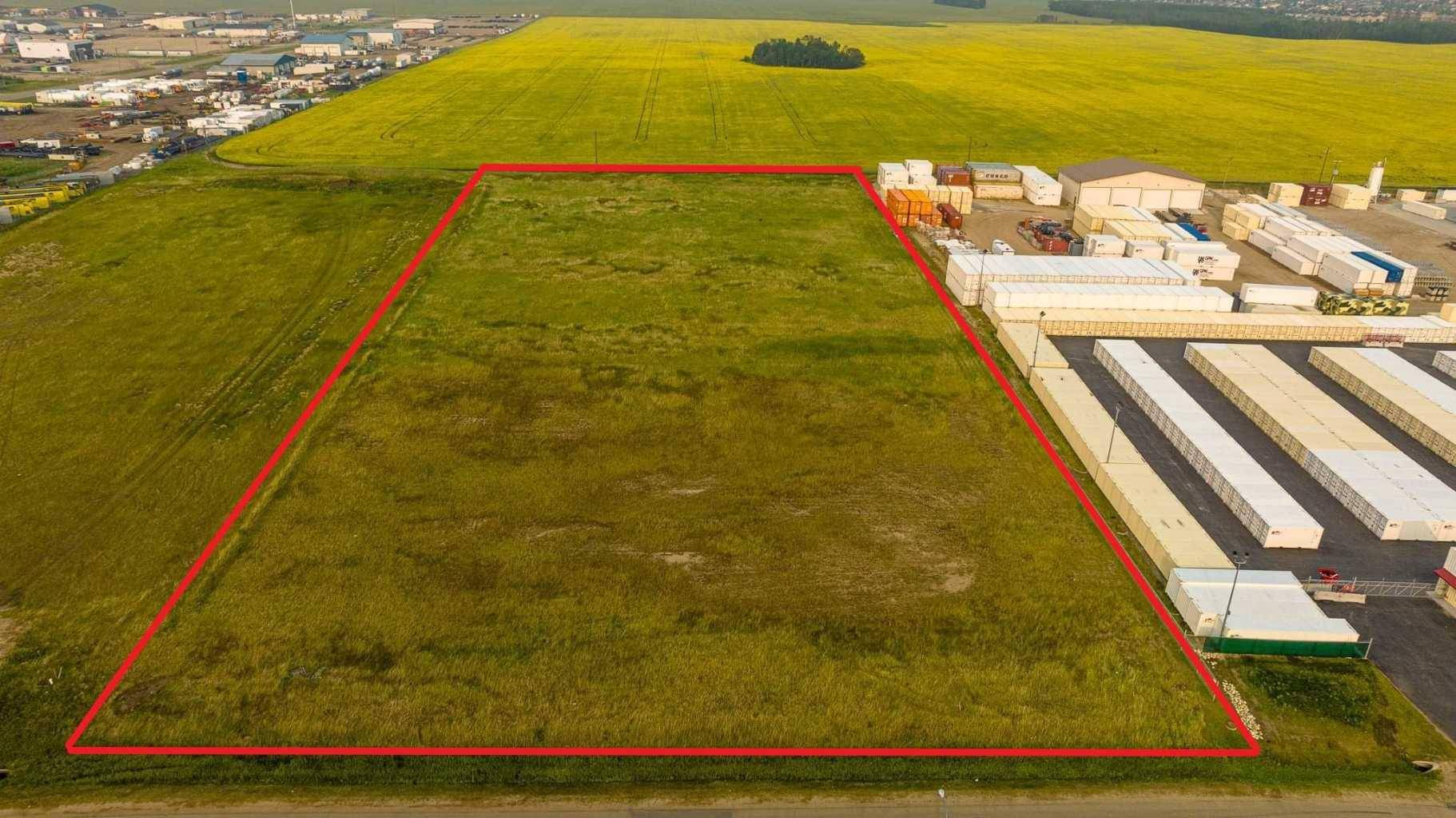 13825 97 ST, Grande Prairie, AB T8V 5B7