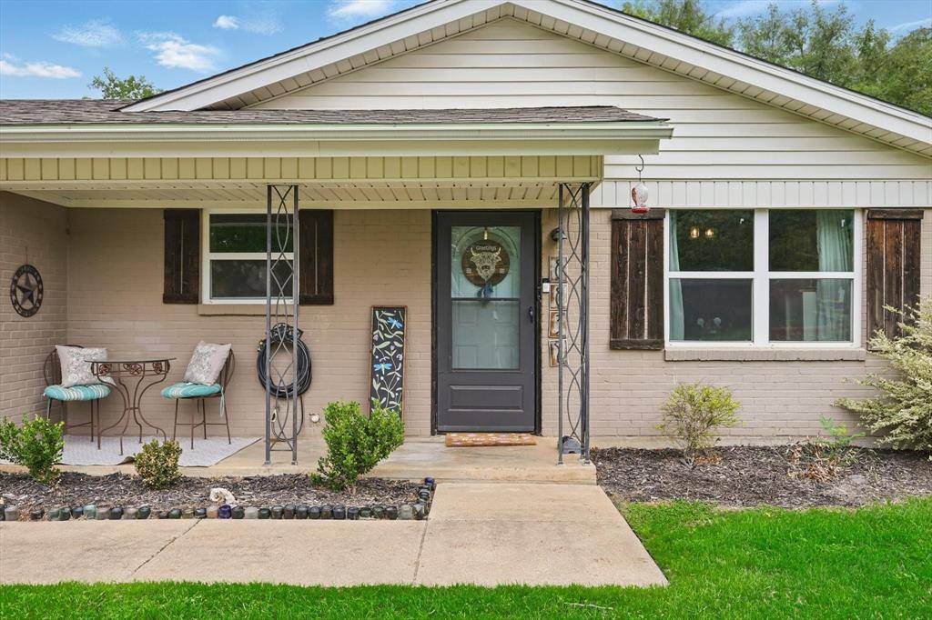 8832 Kate Street, White Settlement, TX 76108