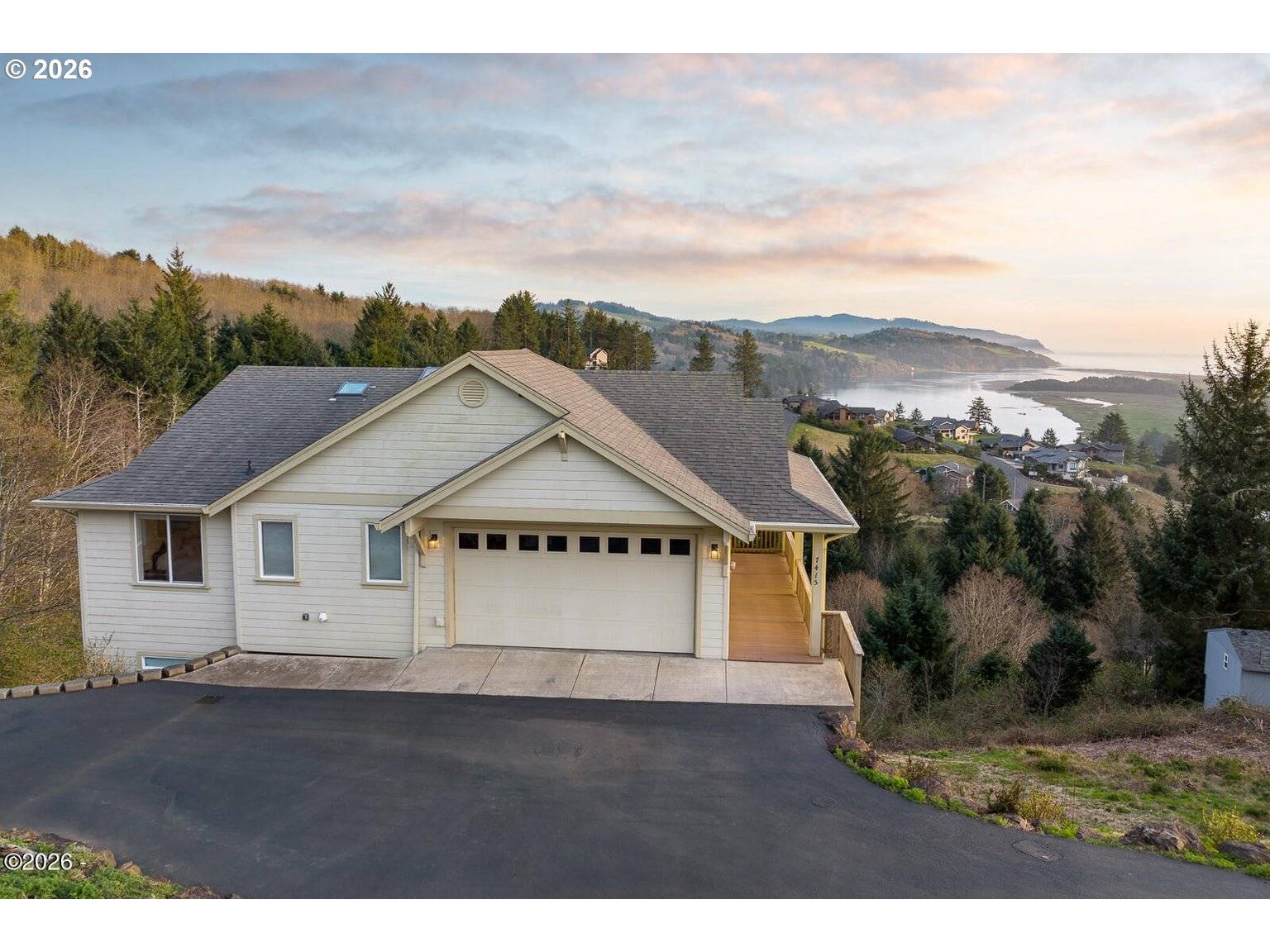 7415 E Summit Road, Pacific City, OR 97135