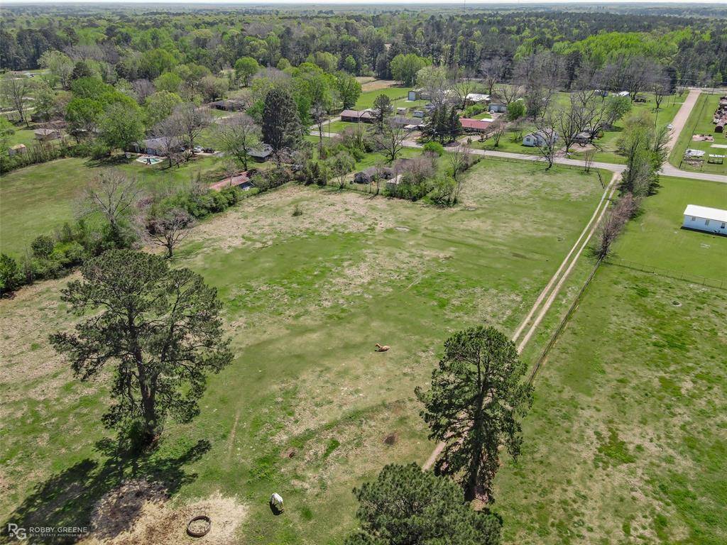 730 W Mckinley Avenue, Haughton, LA 71037