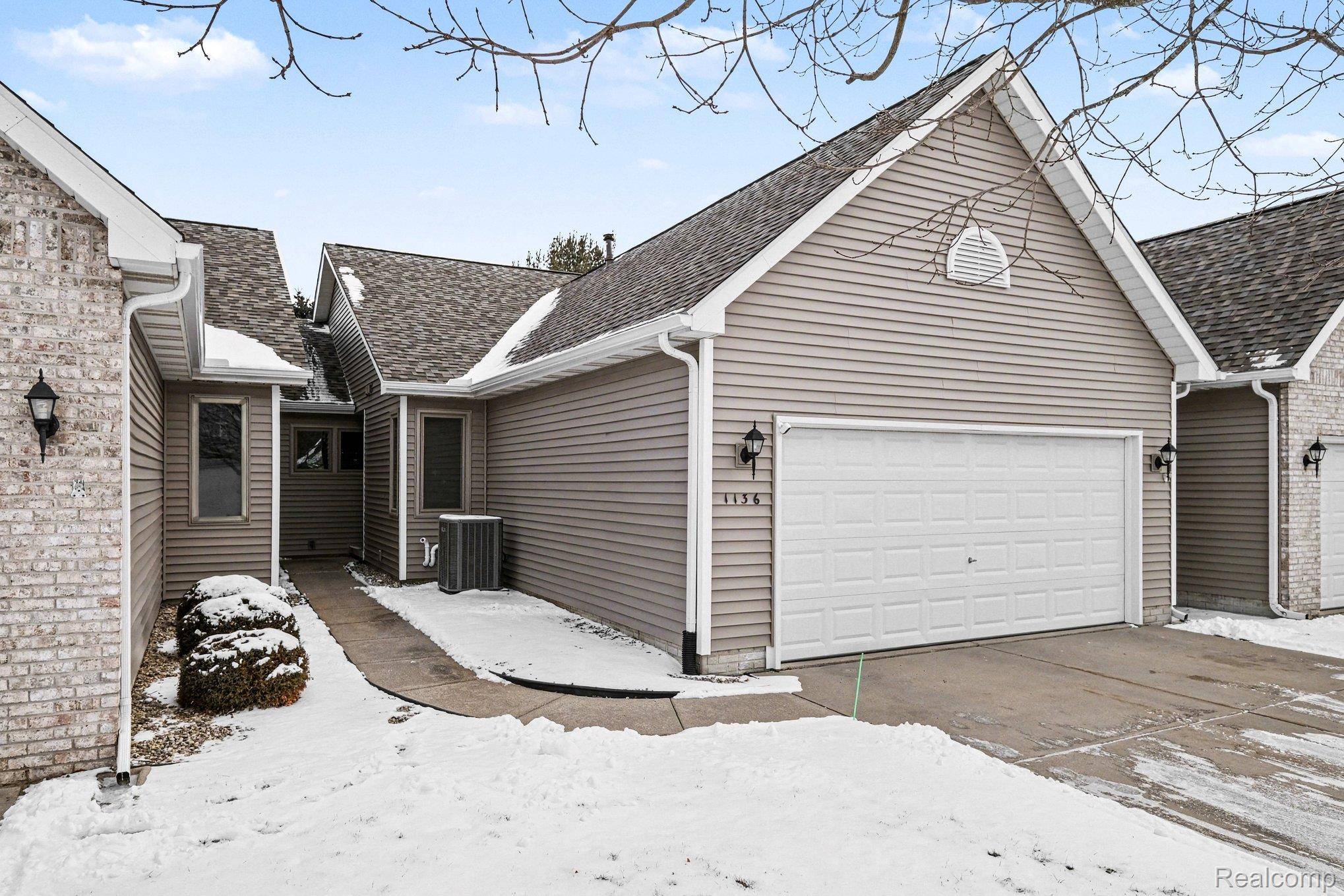 1136 Jenna DR, Davison Township, MI 48423