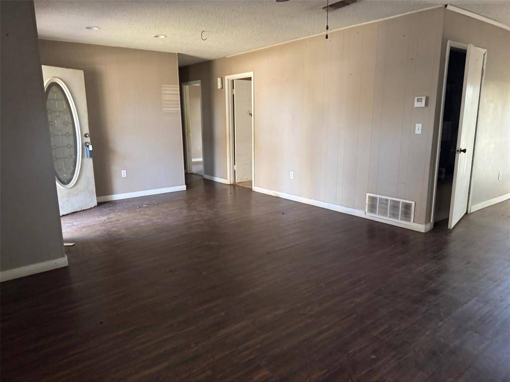 115 Elizabeth Lane, Blossom, TX 75416