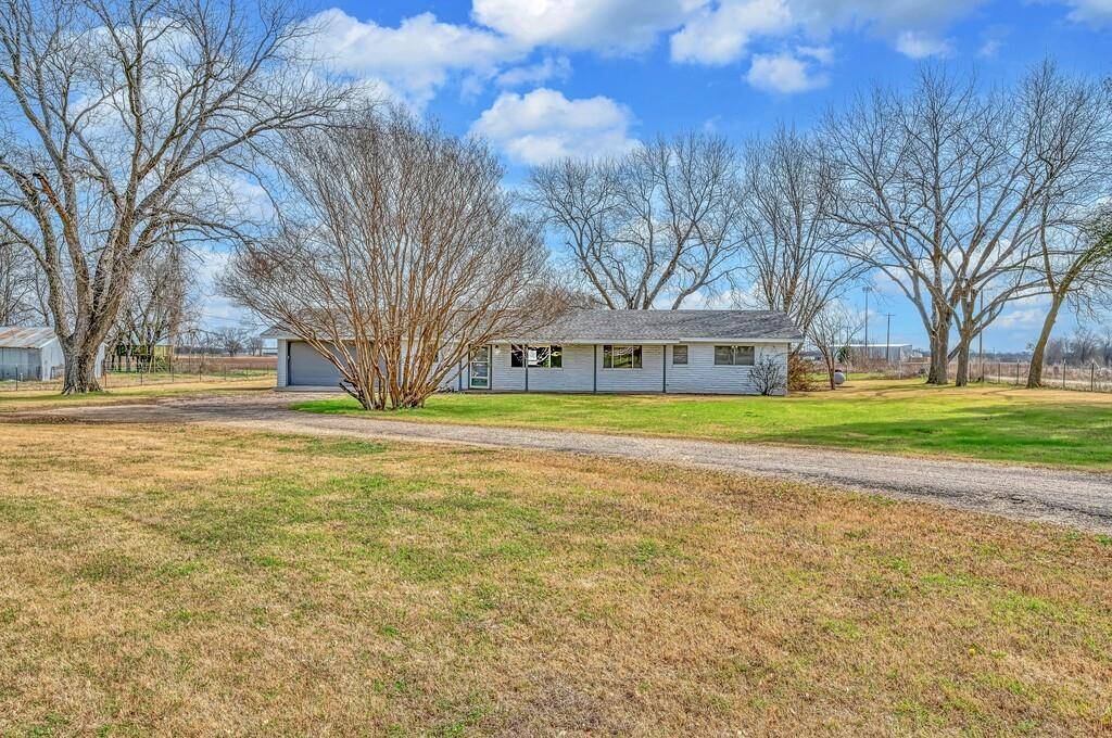 201 Old Steinbeck Road, Waco, TX 76708